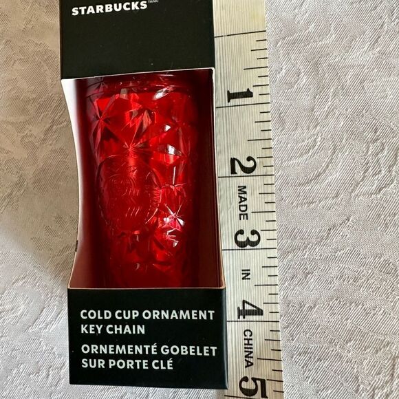 Starbucks 2023 Winter Holiday Textured Mini Tumbler Keychain Ornament Red - Picture 4 of 4